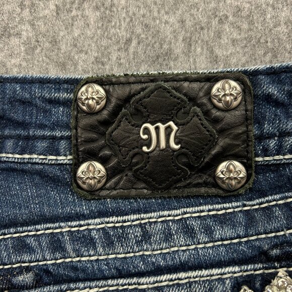 Miss Me Capri Jeans Women's Size 27 Low Rise Jeweled Medium Wash Denim - Picture 6 of 14